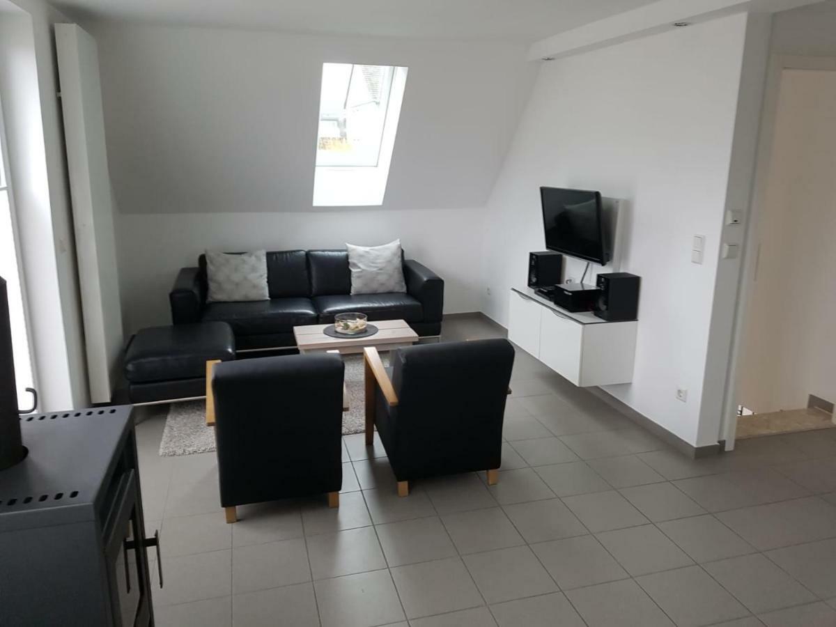 Ferienwohnung Dat Witte Hus 2 부숨 외부 사진